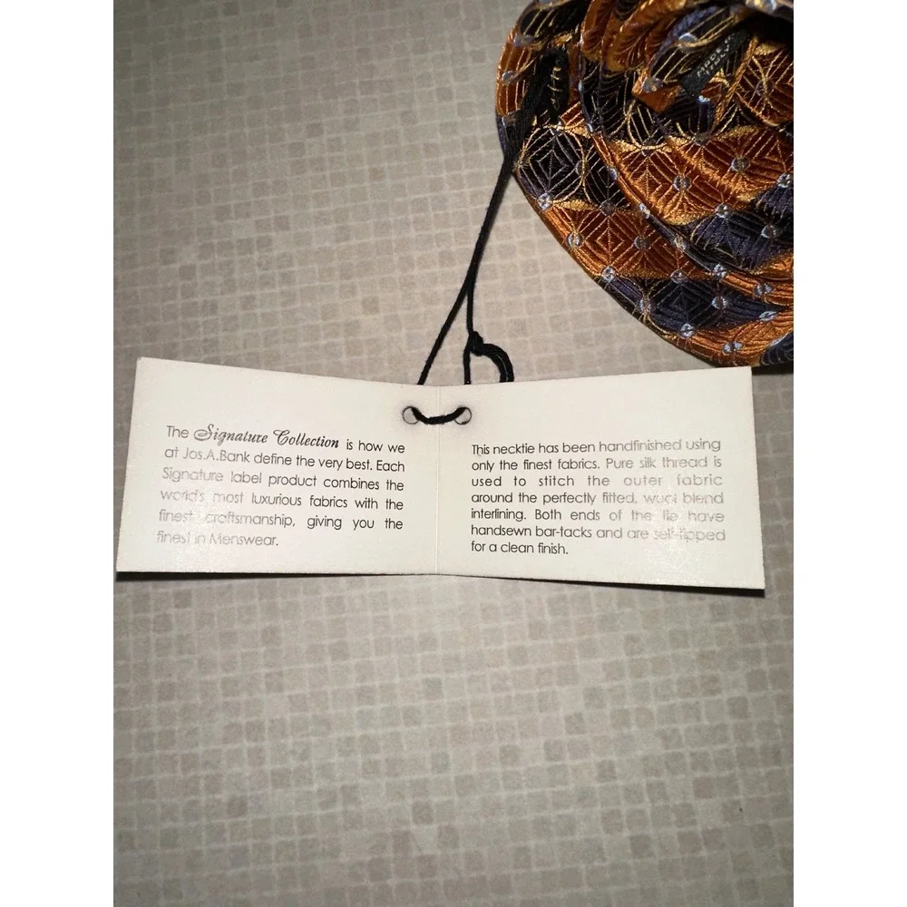 JOS.A.BANK SILK TIE 52‎ X 4